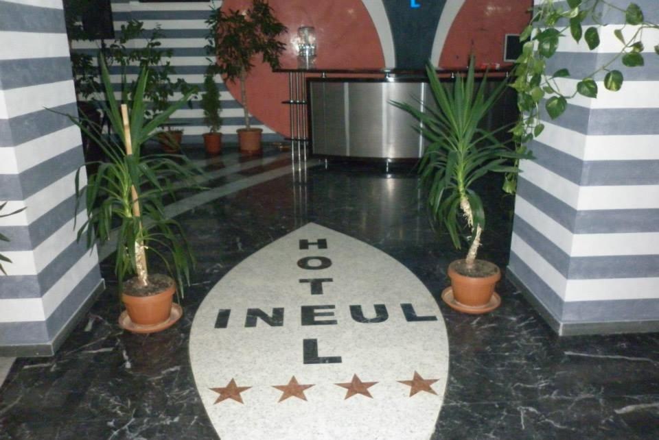 Hotel Ineul Rodna Екстериор снимка